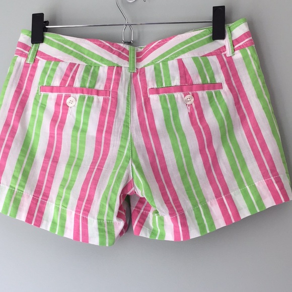 Summery short Lilly short! Worn only once - Picture 5 of 6
